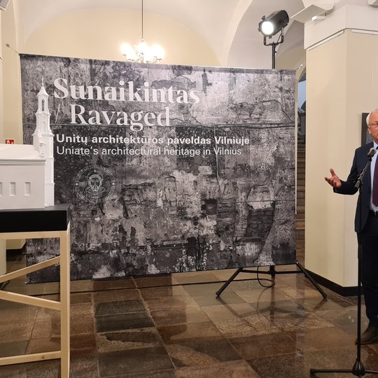 Sveikinimo žodį taręs KPD direktorius Vidmantas Bezaras džiaugėsi paroda, kuri mums išsamiai pasakoja apie Lietuvai reikšmingą unitų paveldą. KPD (Jūratės Mičiulienės) nuotraukos