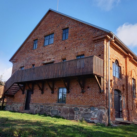 Kultūros paveldo objekto tvarkybos darbų projektavimas ir tvarkybos darbai finansuoti Lietuvos Respublikos Paveldotvarkos programos, Kauno rajono savivaldybės ir Kauno žydų religinės bendruomenės lėšomis. KPD (Astos Naureckaitės) nuotraukos